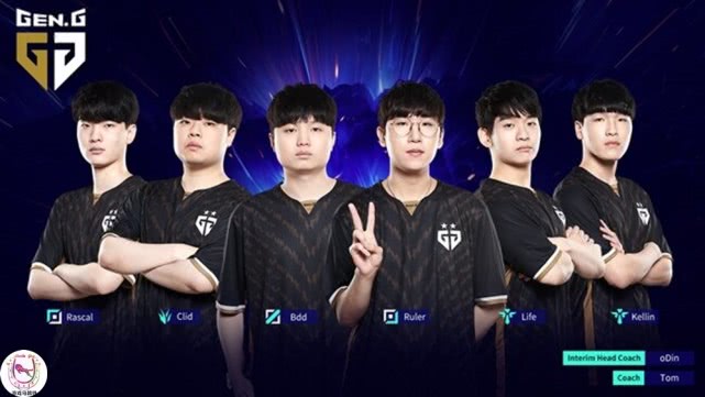 小瓦轰22+8，庆祝24岁生日，魔术队晒数据赞誉