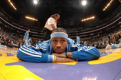 拜仁球迷扎心了！17岁德国天才神发言：梦想去皇马，偶像是梅西！